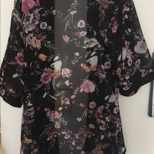 Black floral kimono